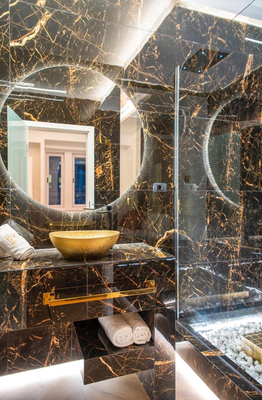 Jacuzzi Royal Suite Budapest Eksteriør bilde